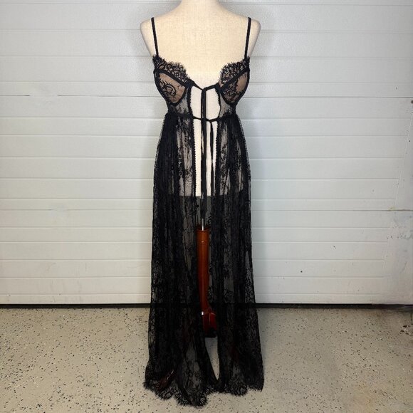 Arinee Other - Arinee Black Lace Long Robe